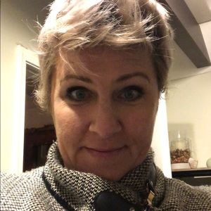 Meet your Posher, Sareva